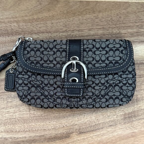 Coach Vintage Soho Flap Wristlet Wallet - Picture 1 of 12